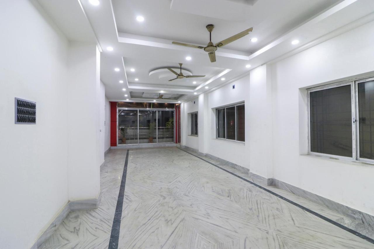 Spot On 49584 Asmi Hotel Hugli-Chinsurah Exteriér fotografie
